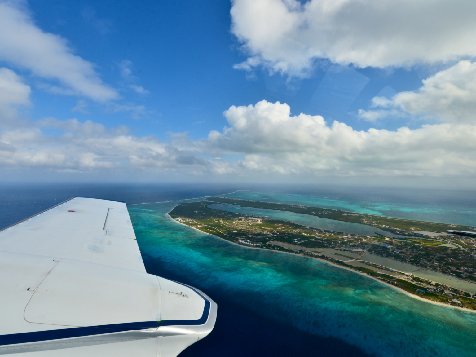 How Do You Find Flights to the BVI? Getting Here from EU & USA